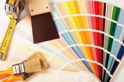 Utilisez des bombes de peinture pour la décoration d'une chambre