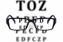 Quels signes peuvent alerter sur un éventuel défaut de vision ?